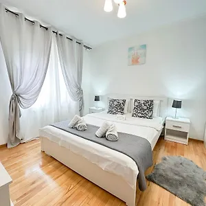 Sunrise Center Bukarest